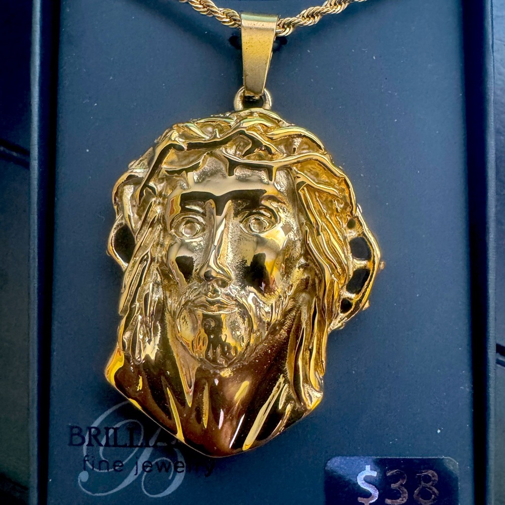 Gold Jesus Head Pendant Necklace Jewelry